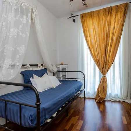 Villa Siveri - Private Swimming Pool - Air Con *