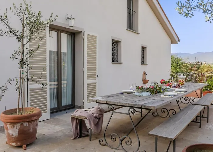 Siveri - Private Swimming Pool - Air Con * 필리네발다르노