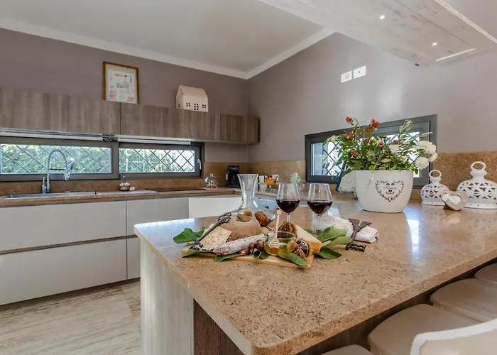 빌라 Siveri - Private Swimming Pool - Air Con