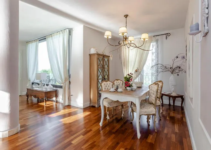 Siveri - Private Swimming Pool - Air Con 필리네발다르노